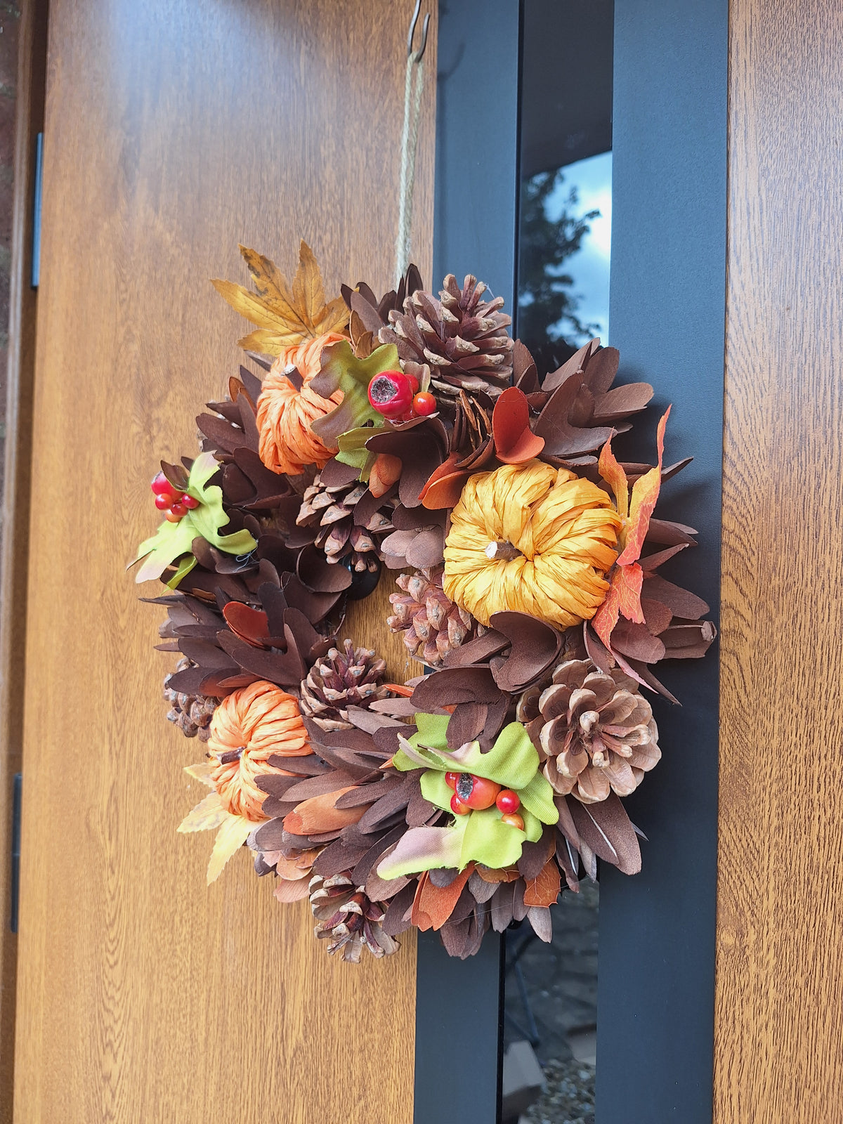 Harvest Leaves Wreath 31cm | Autumn & Christmas Door Decoration