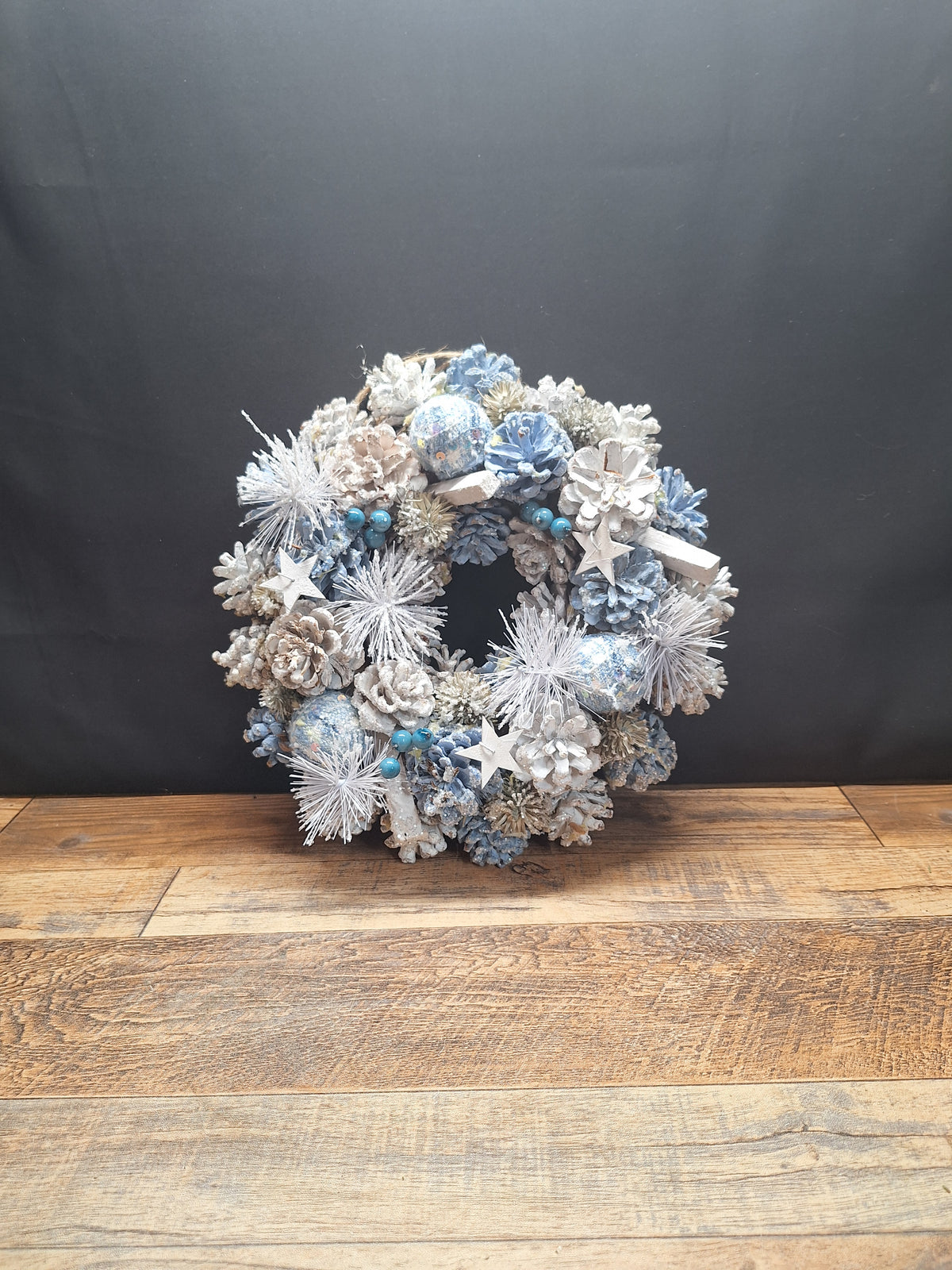 Star Dust Christmas Wreath 30cm | Blue & White Frosted Pine Cone Wreath