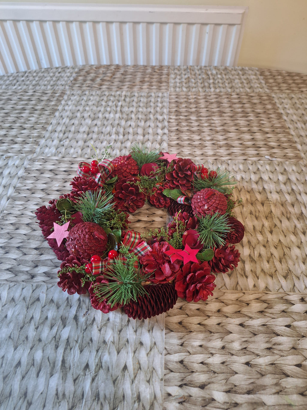 Highland Star Christmas Wreath 30cm | Red Pine Cone Door or Table Wreath