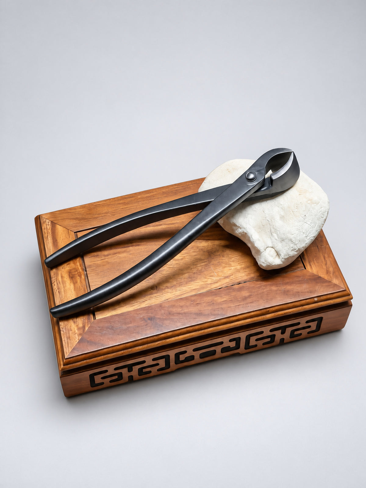 Bonsai Concave Branch Cutter – Precision Pruning Tool