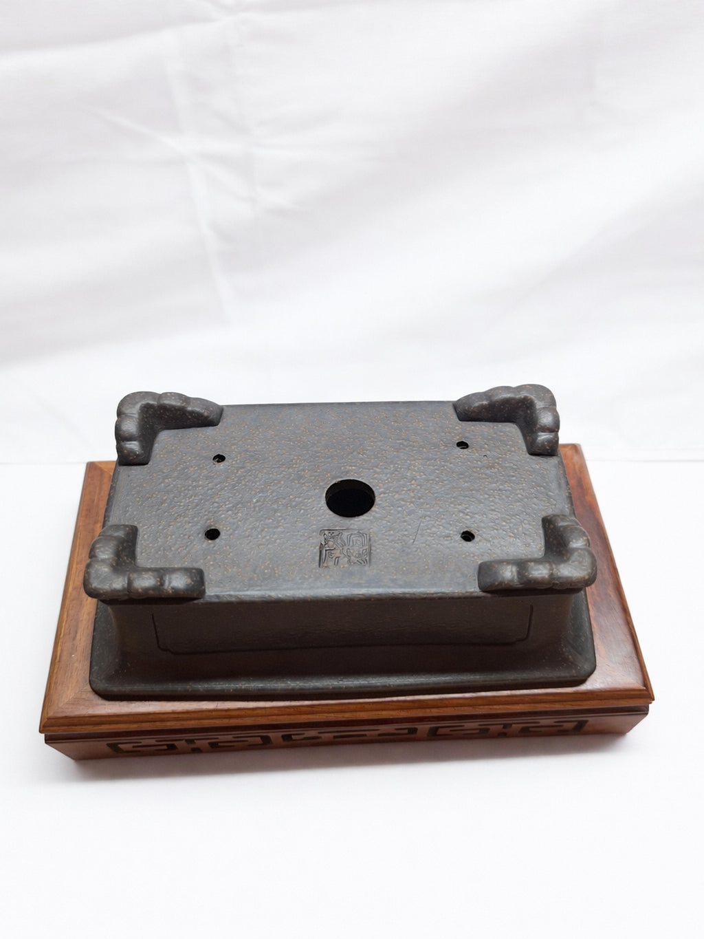 Rectangula unglazed bonsai pot with cloud legs 16x10x6.5 CM